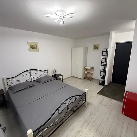 Sun Apartment